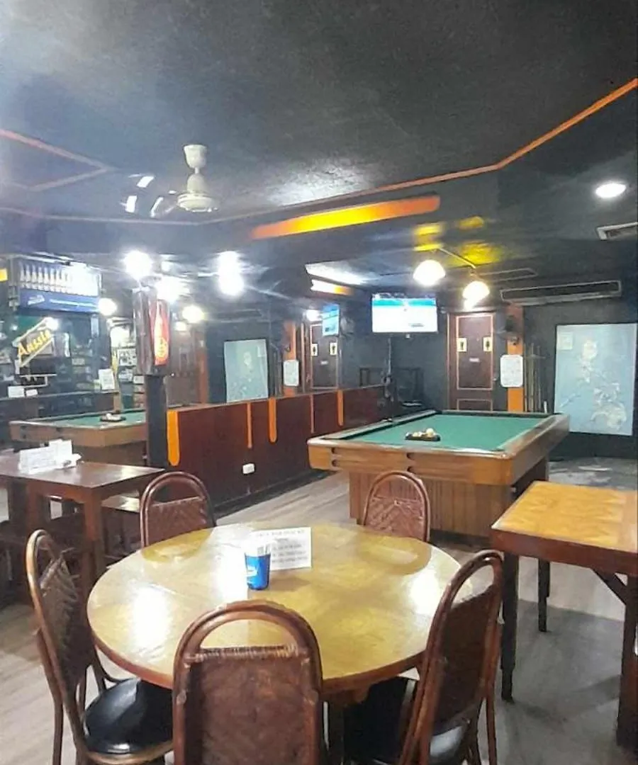 Slouch Hat Hotel And Restaurant Manila